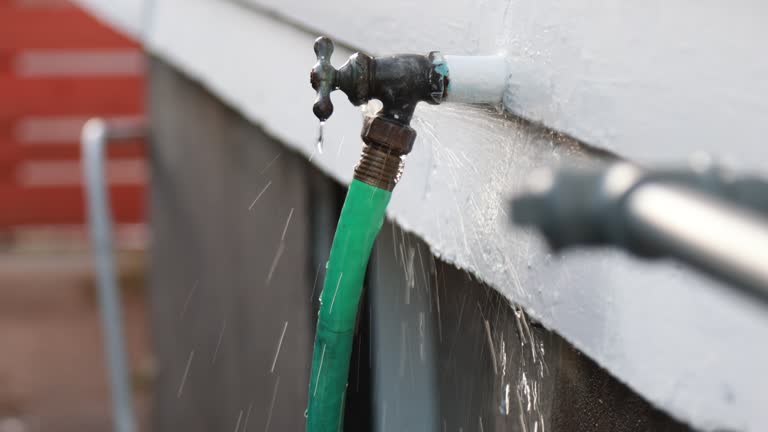 Affordable siding repair and maintenance services in Morenci, AZ